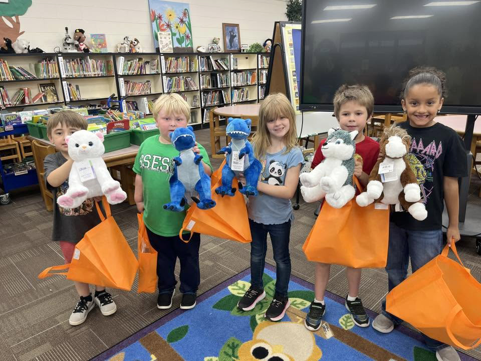 Palencia’s Buddy-A-Thon Gives Students a Reason to Read