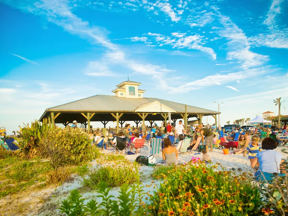 Music and Art by the Sea floods the Shoreline with Live Music