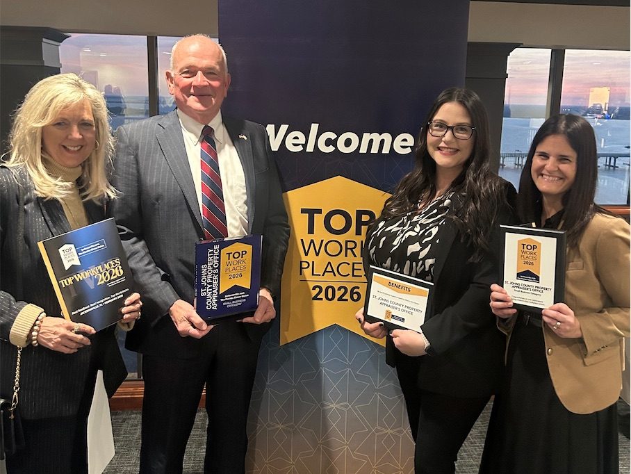 St. Johns County Resident Eddie Creamer Accepts Top Workplace Award