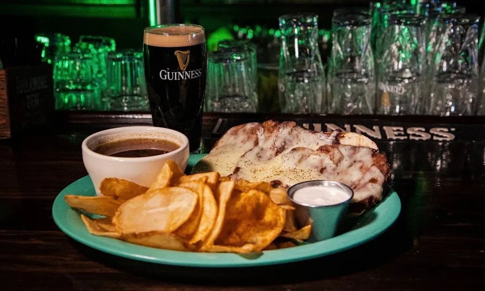 Donovan’s Irish Pub Serves Up Free Sandwiches In August