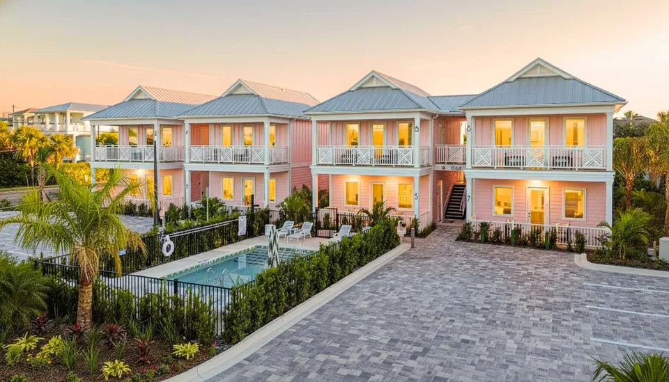 Hotel Vecina Brings a Fresh Coastal Look to St. Augustine Beach