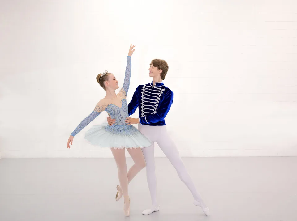 Zoika’s Dance Retells The Classic Fairytale of Cinderella Through Dance